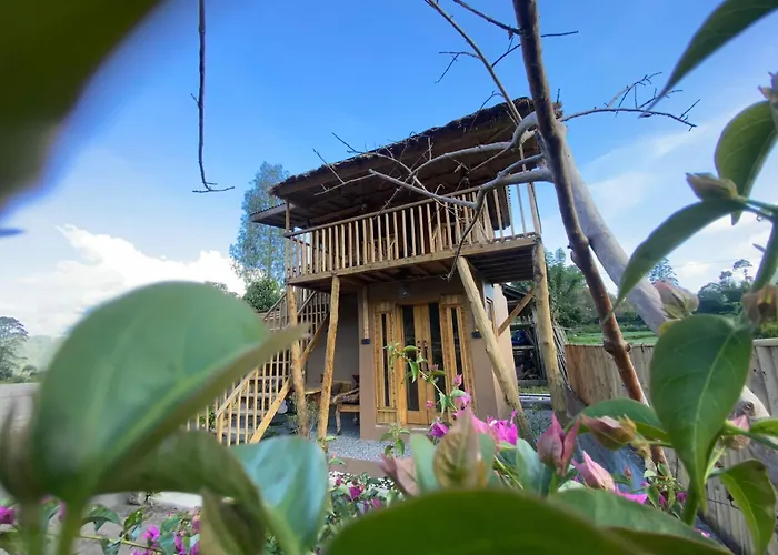 Batur Twin House * クブペンロカン